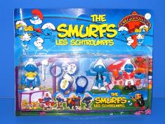 3时蓝精灵3只+灯光幻影飞轮4款